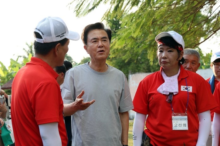 충남이 응원한 ‘라오스 아이들의 꿈’...