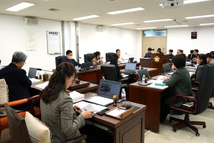 대전중구의회 예결위, 내년도 예산안 ...