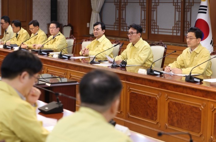 김민석 국무총리, 중동 상황 관련 긴...